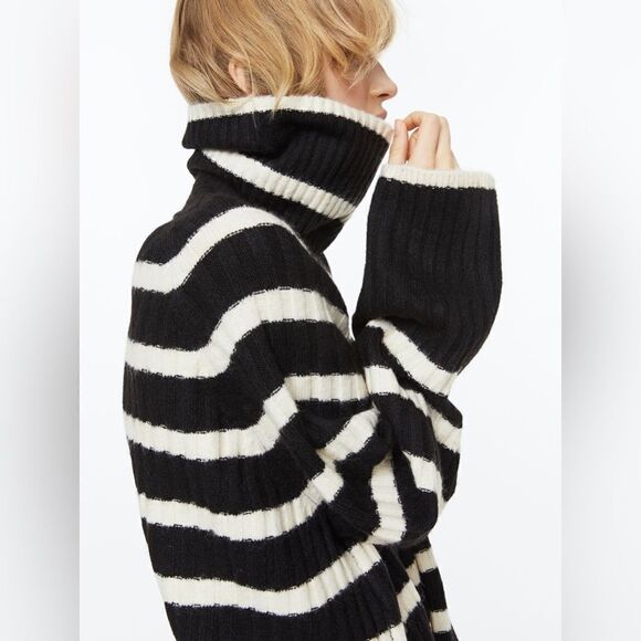 H&M Striped Rib-knit Turtleneck Sweater - Picture 4 of 9